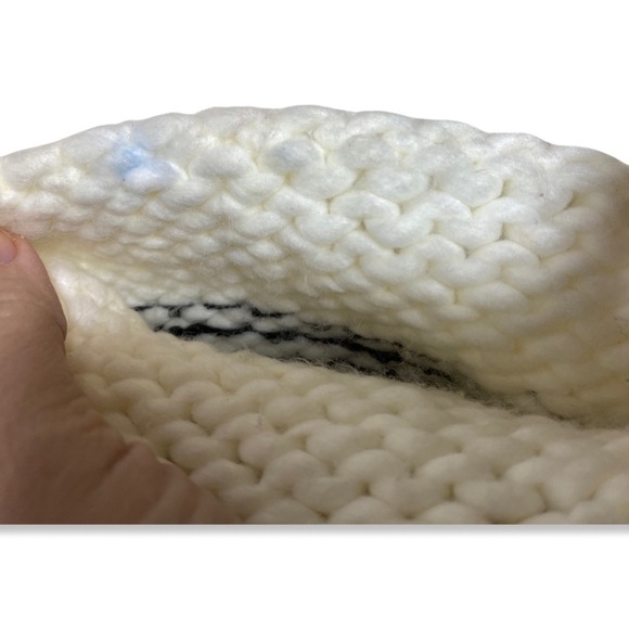 ⭐️PISTIL Pom Pom Winter Hat with Ear Flaps - Picture 5 of 5